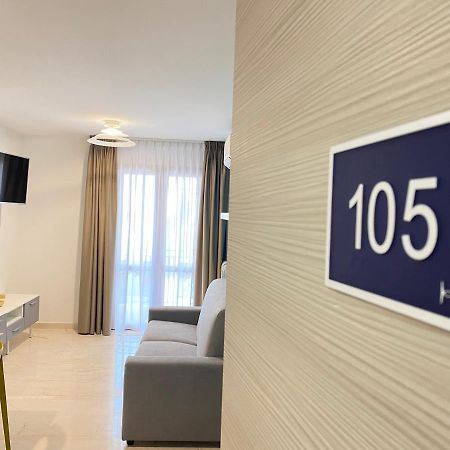Azzurra Apartments باليستراتي المظهر الخارجي الصورة