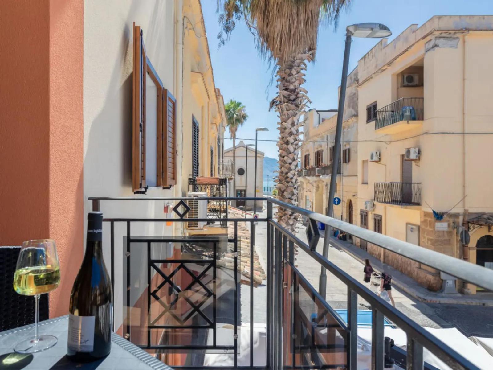 Azzurra Apartments باليستراتي المظهر الخارجي الصورة