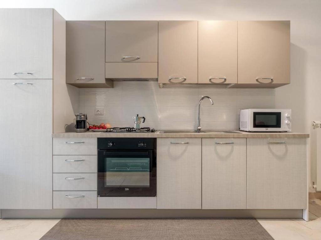 Azzurra Apartments باليستراتي المظهر الخارجي الصورة