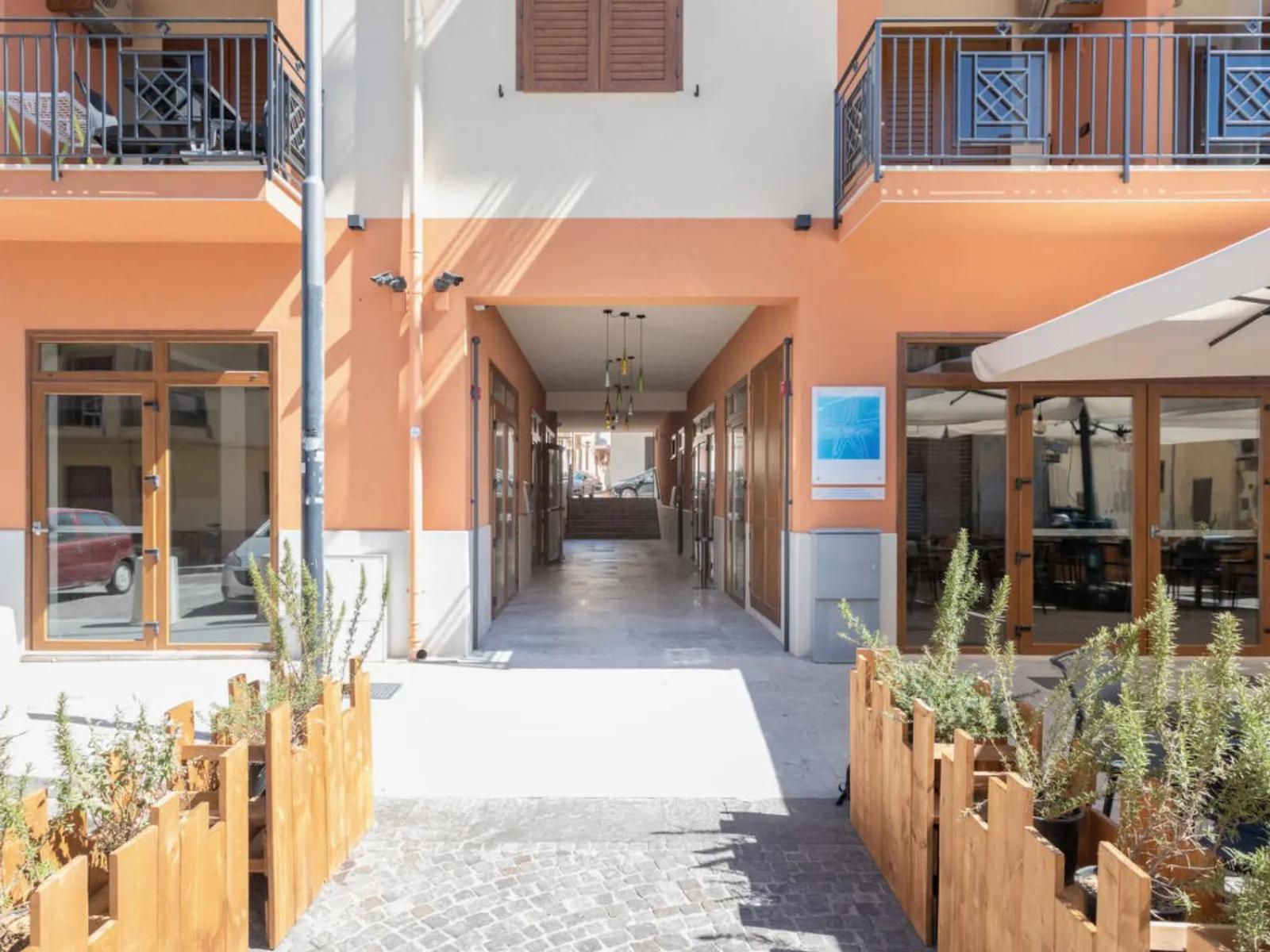 Azzurra Apartments باليستراتي المظهر الخارجي الصورة