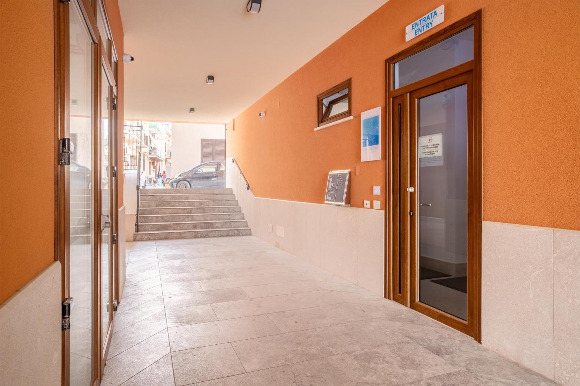 Azzurra Apartments باليستراتي المظهر الخارجي الصورة