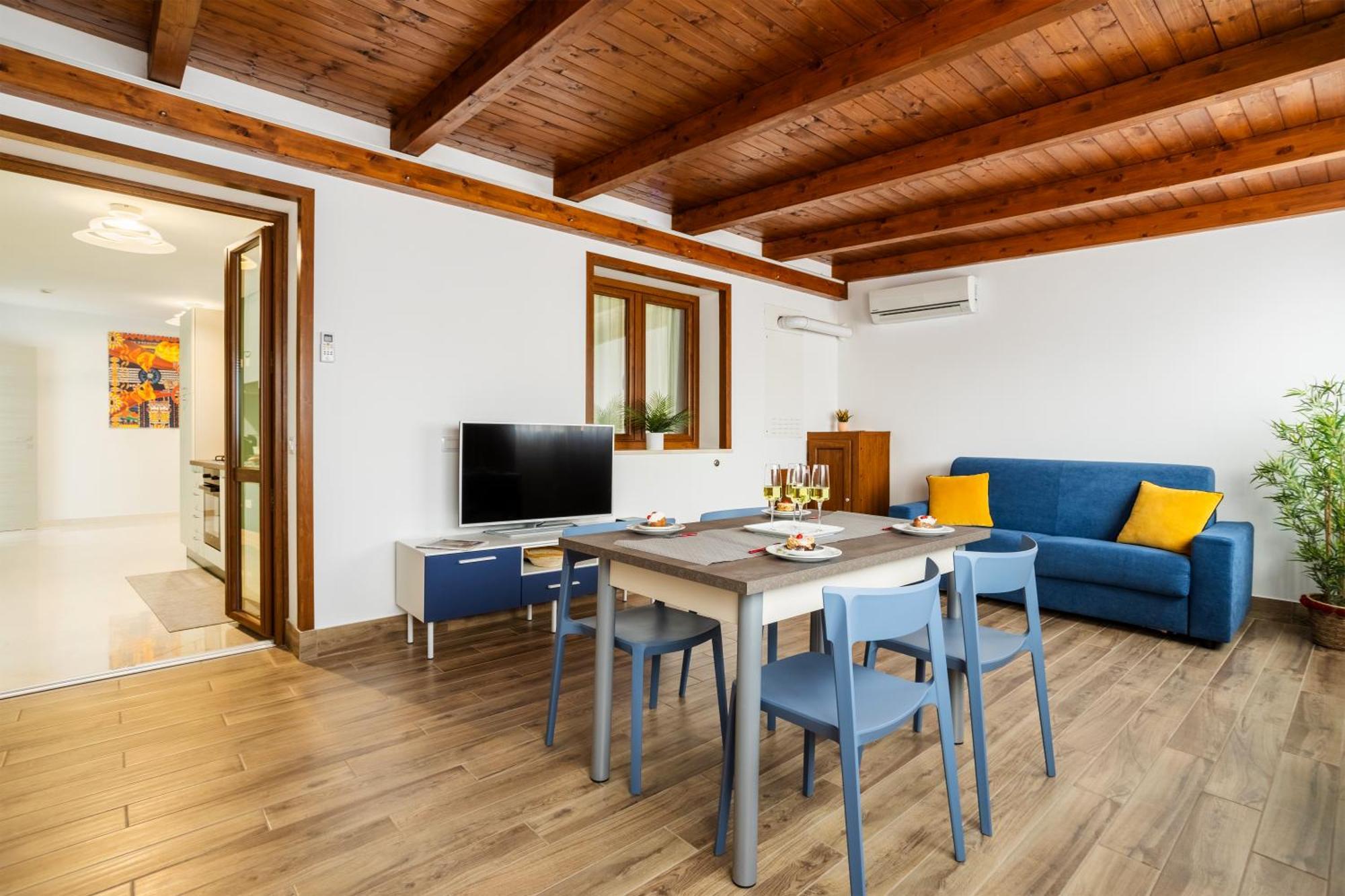 Azzurra Apartments باليستراتي المظهر الخارجي الصورة