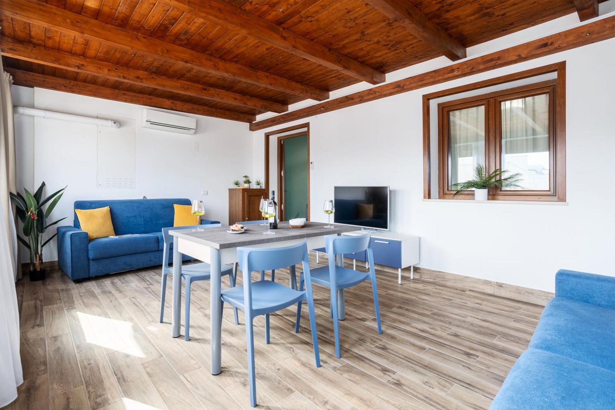 Azzurra Apartments باليستراتي المظهر الخارجي الصورة