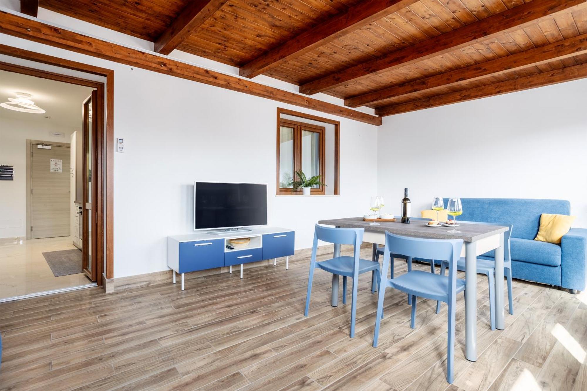 Azzurra Apartments باليستراتي المظهر الخارجي الصورة