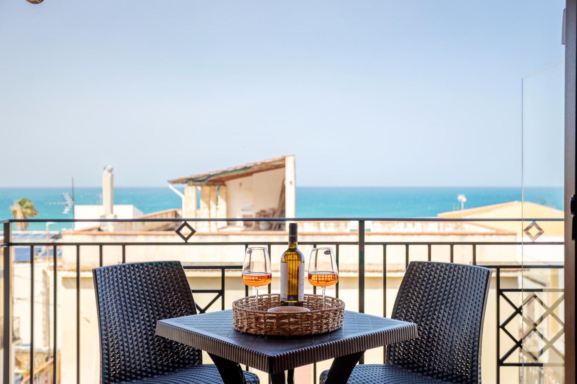 Azzurra Apartments باليستراتي المظهر الخارجي الصورة