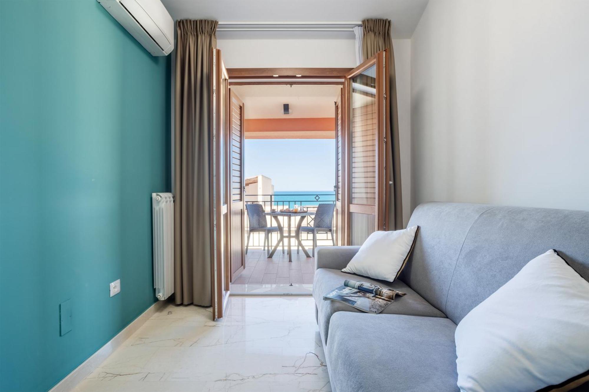 Azzurra Apartments باليستراتي المظهر الخارجي الصورة