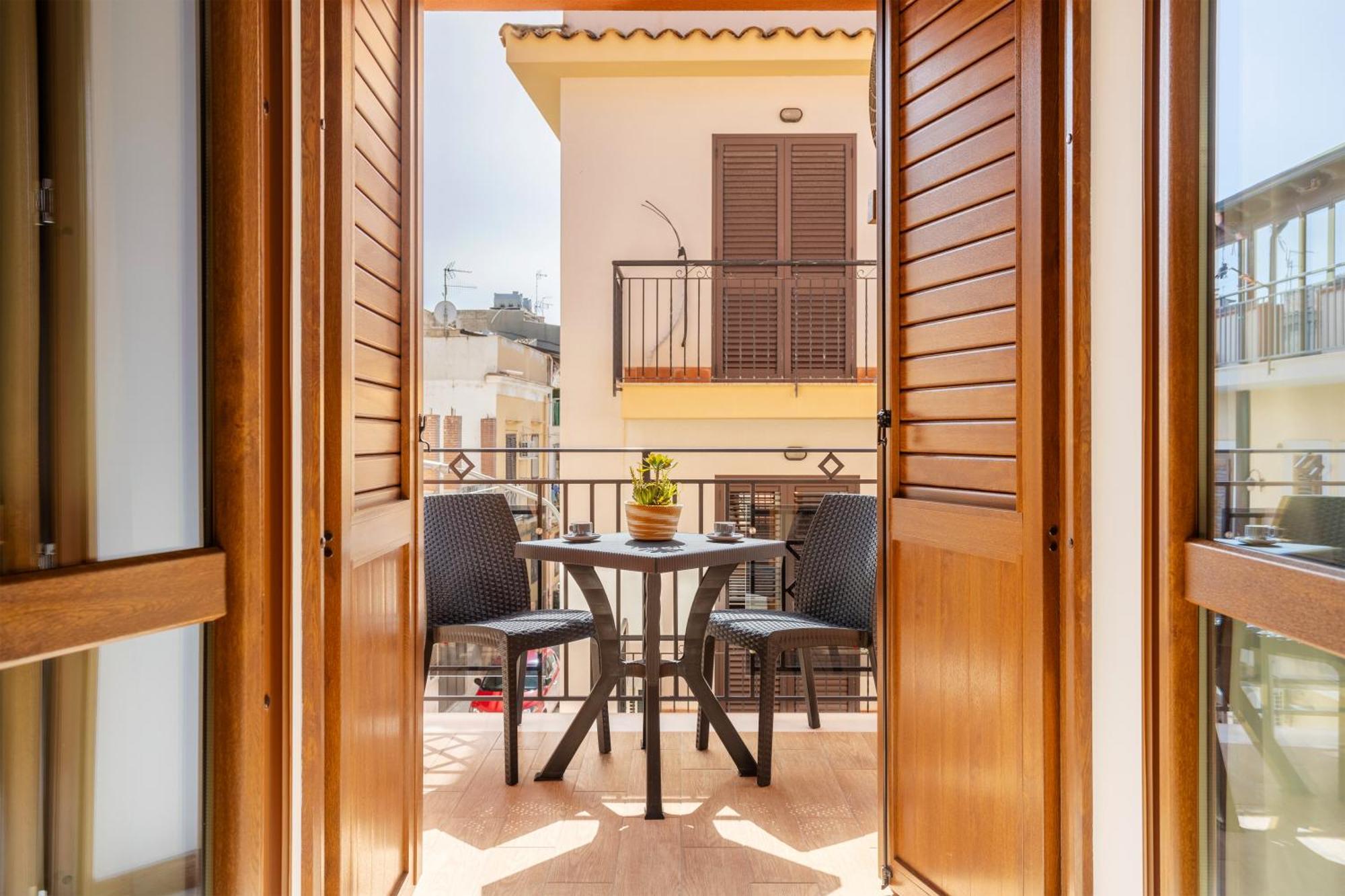Azzurra Apartments باليستراتي المظهر الخارجي الصورة