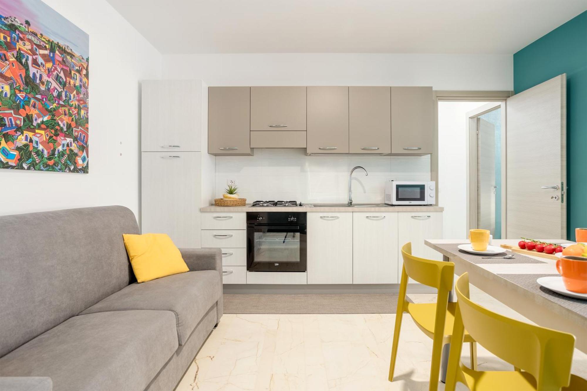 Azzurra Apartments باليستراتي المظهر الخارجي الصورة