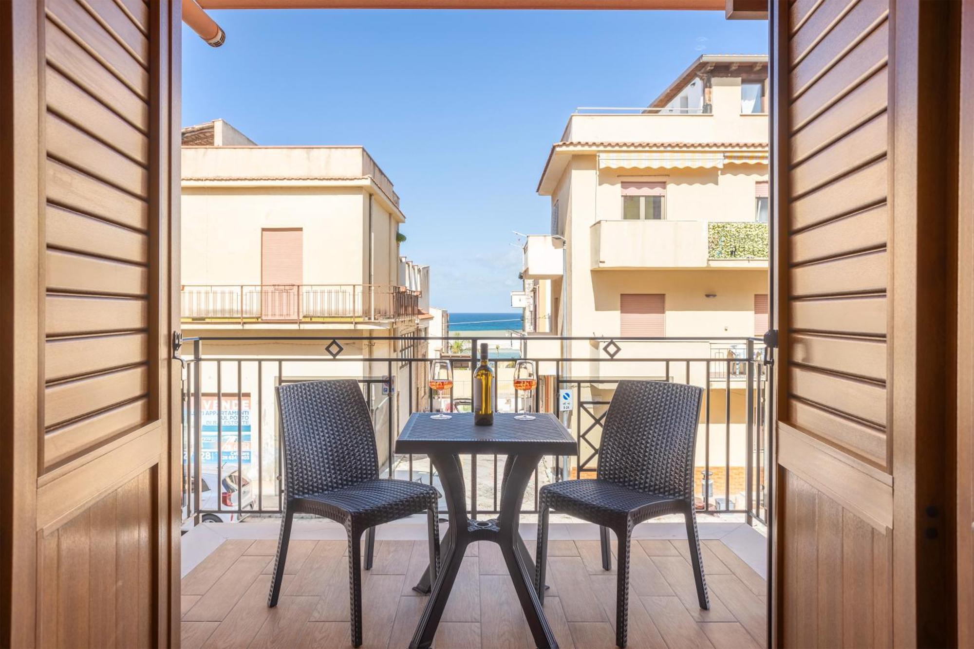 Azzurra Apartments باليستراتي المظهر الخارجي الصورة
